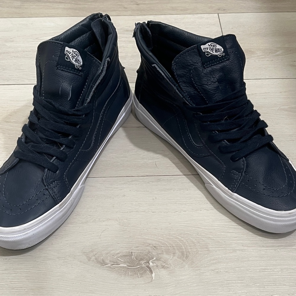 Vans Blue leather SK8-HI Sneakers with heel zippers and Waffle Outsole M8.5/W10